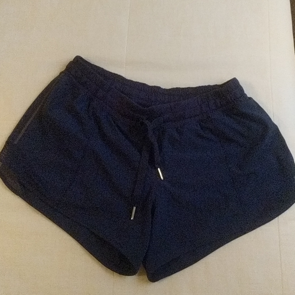Lululemon hotty hot shorts